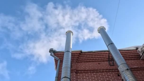 Aire Escape Sistema Ventilación Condensándose Vapor Conducto Aire Bajas Temperaturas — Vídeo de stock