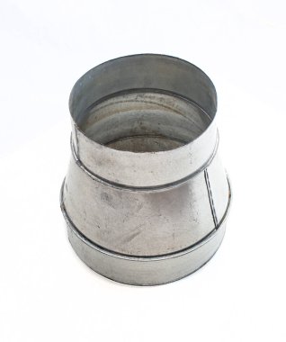 Beyaz izole arkaplanda yuvarlak kanallar için çapı geçiş