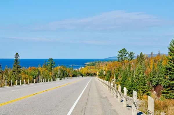 Trans Canada Highway Cerca Superior Lake Ontario Canadá —  Fotos de Stock