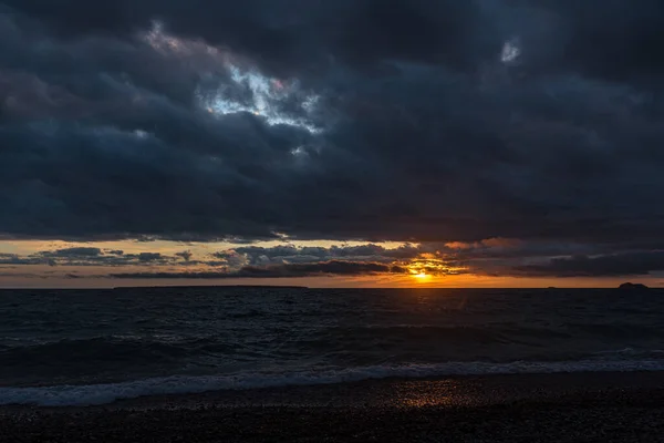 Zachód Słońca Nad Powierzchnią Pięknego Jeziora Superior — Zdjęcie stockowe