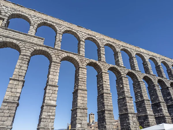 Отголоски Римского Величия Величественный Сеговийский Акведук Безупречный Завет Архитектурного Блеска — стоковое фото