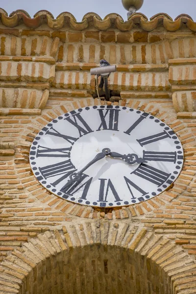 Relógio Antigo Sino Histórico Arquitetura Religiosa Mostrando Essência Chinchon Espanha — Fotografia de Stock