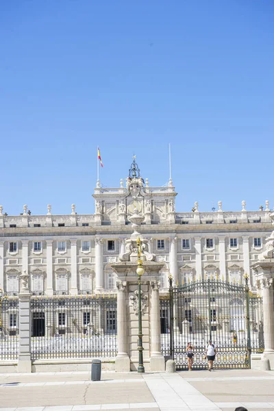 Majestueus Madrid Glimpen Van Het Koninklijk Paleis — Stockfoto