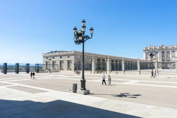 Majestuoso Madrid Visitas Del Gran Palacio Real — Foto de Stock