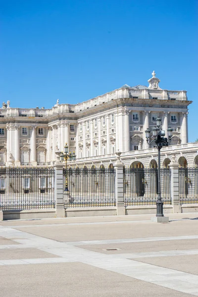Величественный Мадрид Фасады Большого Королевского Дворца — стоковое фото