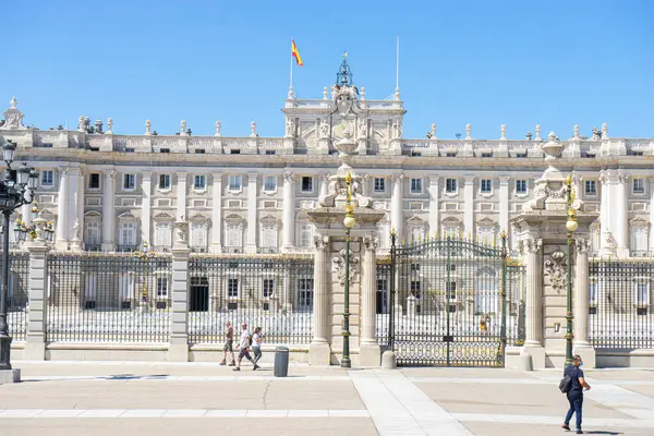 Majestätiska Madrid Glimtar Grand Royal Palace — Stockfoto