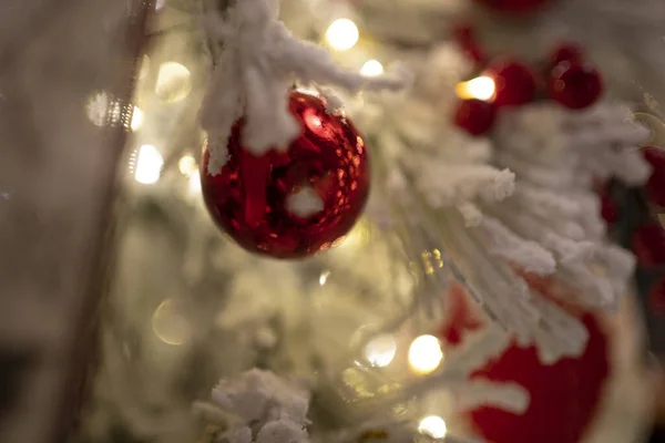Ornements Noël Traditionnels Ajoutant Une Touche Festive Joyeuse Décoration Vacances — Photo