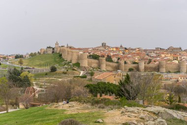 Avila 'nın Antik Kale Duvarının Manzarası - Bir İspanyol Simgesi