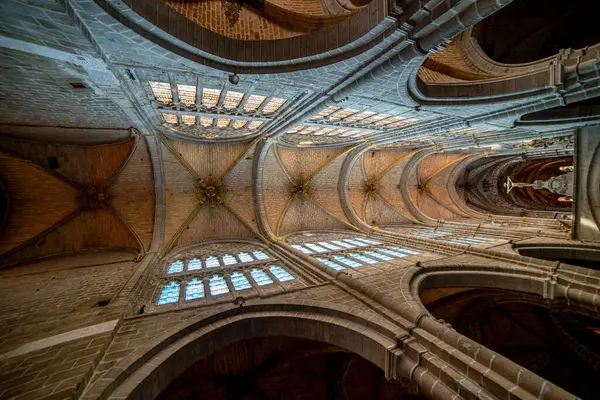 İspanya 'daki Avila Katedrali' nde Kutsal Hafta Gözlemevi