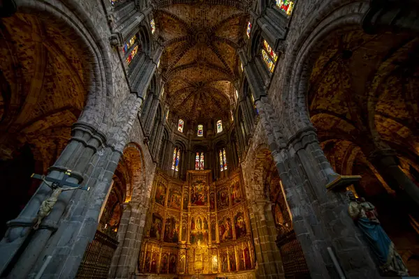 Avila Katedrali 'nde Kutsal Hafta Kutlaması, Nisan 2019