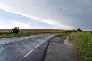 Fırtına Sel Sonrası La Rioja 'da Manzaralı Yol