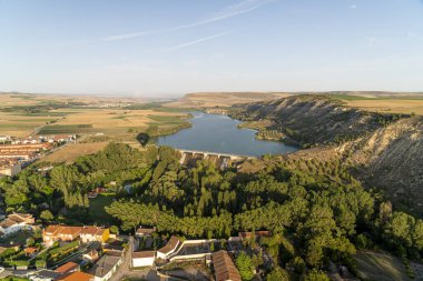 La Rioja Vineyards 'ın Balon Gezisinden Çarpıcı Hava Perspektifi