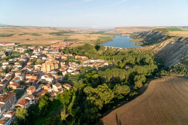 La Rioja 'nın üzüm bağları üzerinde balondan sersemletici hava manzaraları, İspanya