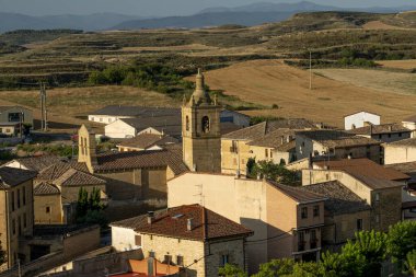 La Rioja 'nın Geleneksel Köylerinin Sıcak Hava Balonu Hava Perspektifi