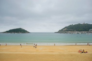 San Sebastian, İspanya'daki La Concha plajının manzara manzarası