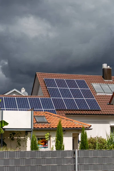 Nueva Área Construcción Con Panel Solar Azotea Sur Alemania Verano — Foto de Stock