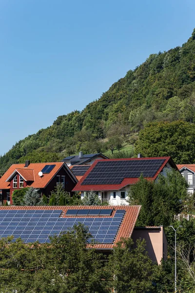 Viallage Rufal Com Painel Solar Telhados Sul Alemanha Campo Setembro — Fotografia de Stock