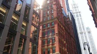 New York City Aşağı Manhattan, Downtown Finans Bölgesi mimarisi, Birleşik Devletler. Woolworth, Beekman Caddesi, ABD 'de gökdelen inşa ediyor. Amerikan şehir manzarası. Gotik Kule, New York. Kırmızı tuğla