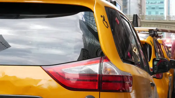 stock image New York City Grand Central Terminal railway station, 42 street. Manhattan Midtown. Yellow taxi cab row, cars on Pershing Square, NYC, USA. American urban road traffic, car transport in United States.