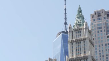 New York City Aşağı Manhattan, Downtown Finans Bölgesi mimarisi, Birleşik Devletler. Bir Dünya Ticaret Merkezi gökdeleni Woolworth binası, ABD. Amerikan şehir silueti. New York 'taki WTC Özgürlük Kulesi.