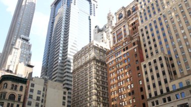 New York City Aşağı Manhattan, Downtown Finans Bölgesi mimarisi, Birleşik Devletler. Yüksek gökdelenler, konutlar ve ofis binaları, ABD. William Caddesi, Amerikan emlak veya emlak.