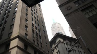 New York City Aşağı Manhattan, Downtown Finans Bölgesi mimarisi, Birleşik Devletler. Yüksek gökdelenler, konutlar ve ofis binaları, ABD. Amerikan şehir sokağı, emlak, New York 'ta emlak..