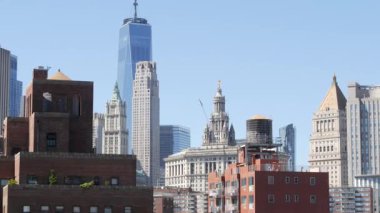New York City Aşağı Manhattan, Downtown Finans Bölgesi mimarisi, Birleşik Devletler. Bir Dünya Ticaret Merkezi gökdeleni Woolworth, belediye binası, ABD. Amerikan şehir silueti. Dünya Ticaret Merkezi Özgürlük Kulesi.
