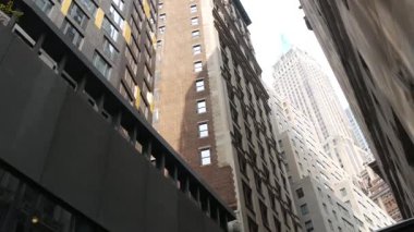 New York City Aşağı Manhattan, Downtown Financial District sokak mimarisi, Birleşik Devletler. Yüksek gökdelenler, konutlar ve ofis binaları, Amerikan gayrimenkulleri ya da Amerikan emlakçıları. Fidi Kuleleri.