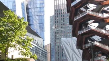 New York, Birleşik Devletler. Hudson Yards kentsel mimarisi Chelsea, Manhattan Midtown, NYC, ABD 'de. Yeni modern gökdelenler, Amerikan iş binaları ve gayrimenkul. Sanat simgesi