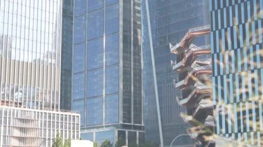 New York, Birleşik Devletler. Hudson Yards kentsel mimarisi Chelsea, Manhattan Midtown, NYC, ABD 'de. Yeni modern gökdelenler, Amerikan iş binaları ve gayrimenkul. Sanat simgesi