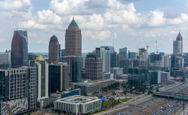 Atlanta, Gürcistan ve eyaletler arası 75. ve 85. şehirlerin havadan görüntüsü