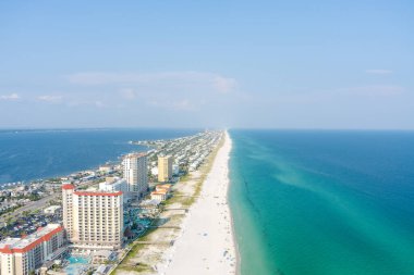 Pensacola, Florida 'daki sahilin havadan görüntüsü.