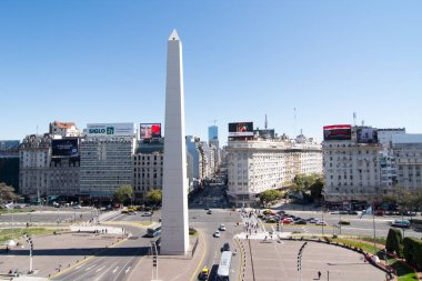 Buenos Aires, Arjantin 'de 9 de Julio Bulvarı ve Obelisk