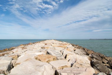 Mar del Plata 'da beton blok dalgalanması