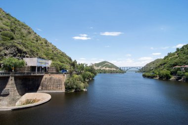 Villa Carlos Paz, Cordoba, Arjantin 'deki San Roque baraj su bacası.