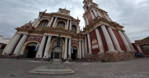 阿根廷萨尔塔市弗朗西斯科教堂立面 — 图库视频影像