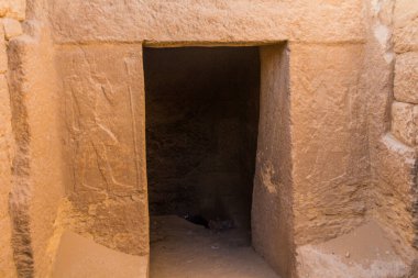 Giza piramitlerindeki yeraltı mezarı, Mısır
