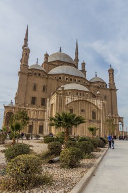 CAIRO, EGYPT - 29 HAZİRAN 2019: Kahire Kalesi 'ndeki Muhammed Ali Camii