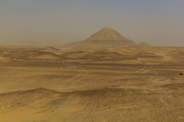 Bahariya vahası yakınlarındaki Gebel El Dist dağı, Mısır