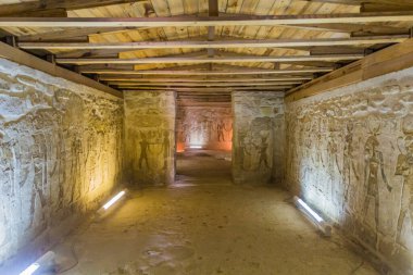 BAWitl, EGYPT - 5 Şubat 2019: Bahariya vahasındaki Ain El Müftella Tapınağı, Mısır