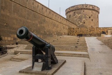 Kahire Kalesi, Mısır 'da eski bir top.
