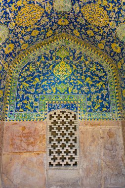 Decoration of the Shah Mosque in Isfahan, Iran
