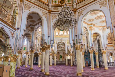 KERMANSHAH, İRAN - 11 Temmuz 2019: İran 'ın Kermanşah kentindeki Şefei Jameh Camii