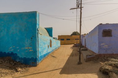 Aswan, Mısır yakınlarındaki renkli Nubian köyü
