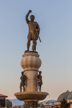 ÜSKÜP, Kuzey MACEDONYA - 9 Ağustos 2019: Makedon II. Philip Üsküp, Kuzey Makedonya 'daki heykeli