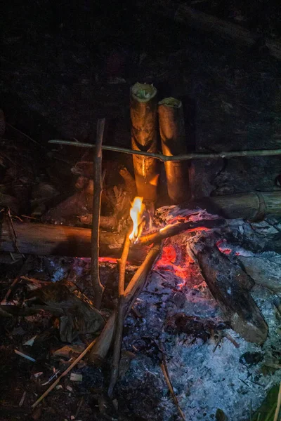 Куски Бамбука Служащие Горшками Супа Лесу Недалеко Луанг Намты Лаос — стоковое фото