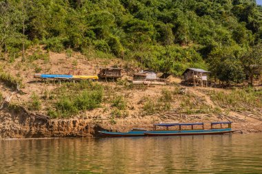 Nam Ou Köyü 5 numaralı su deposu Laos.