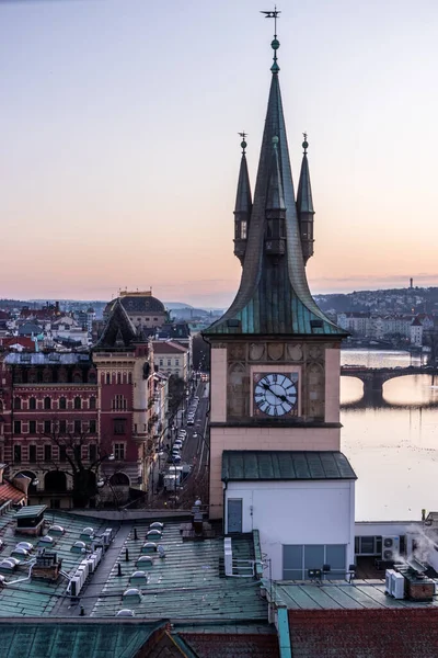 チェコ共和国プラハの旧市街水道塔 — ストック写真