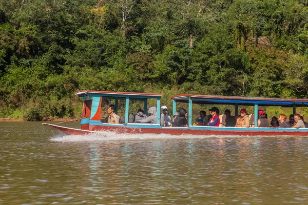Муанг Нгои Нёа Лаос Ноября 2019 Года Лодка Реке Нам — стоковое фото