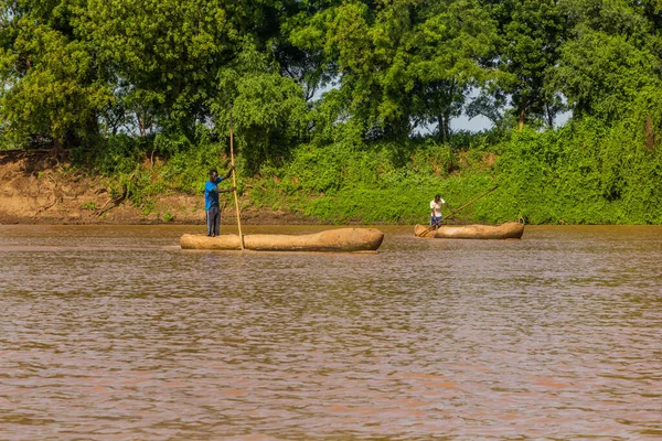 Omorat Etiopien Ruari 2020 Kanoter Vid Floden Omo Nära Byn — Stockfoto